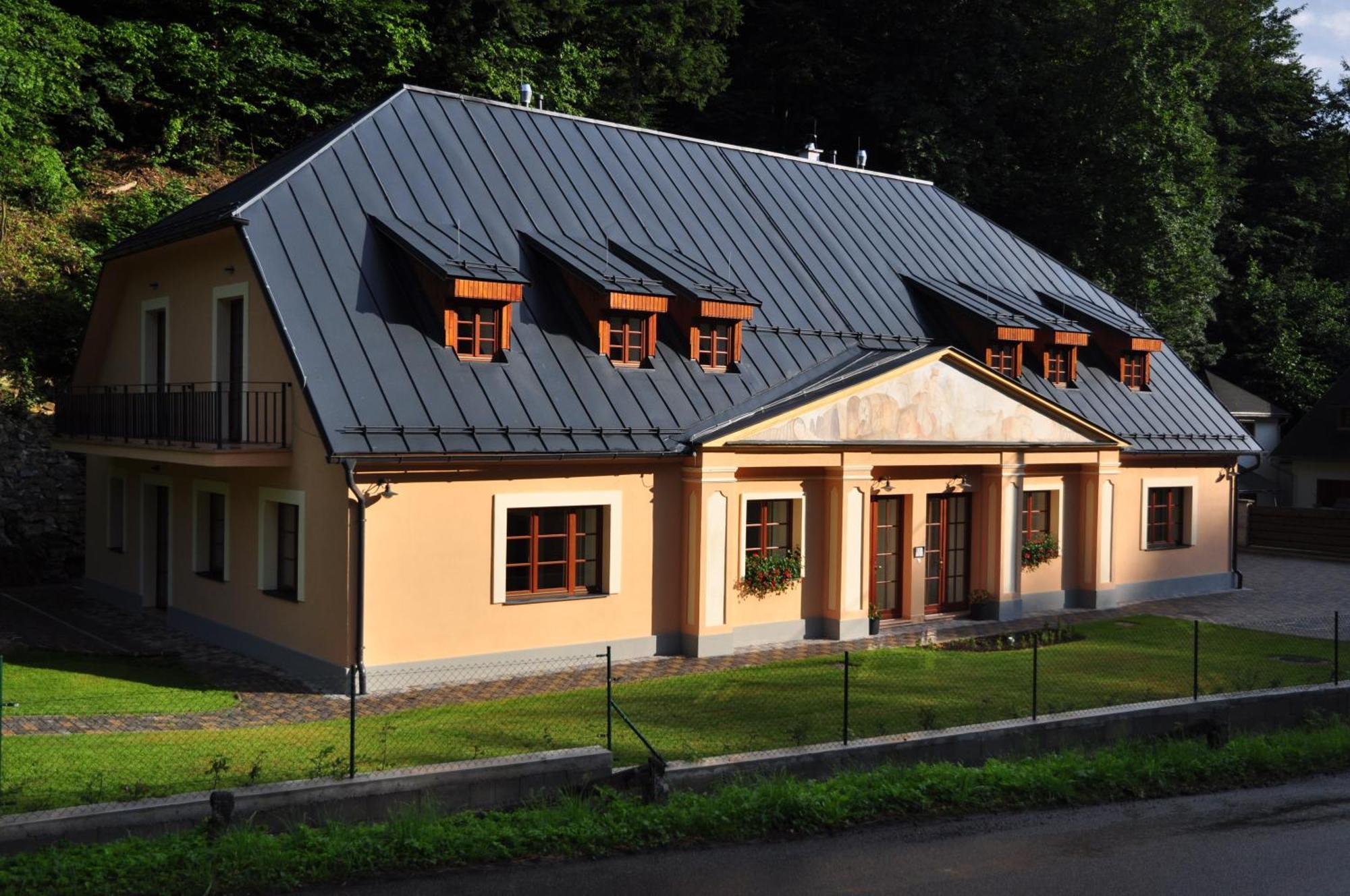 Apartmany Weissov Dom Банска-Штьявница Экстерьер фото