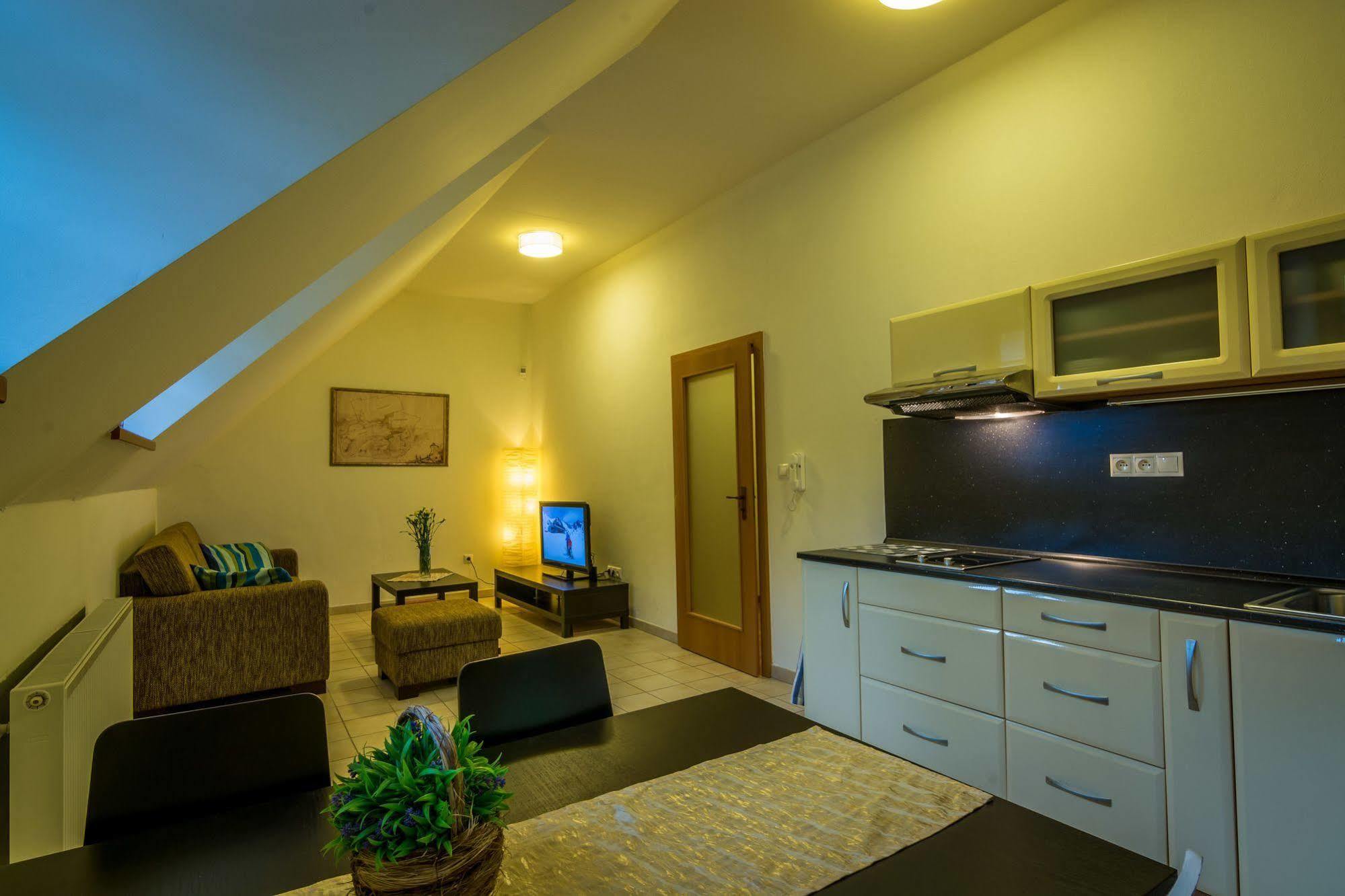 Apartmany Weissov Dom Банска-Штьявница Экстерьер фото